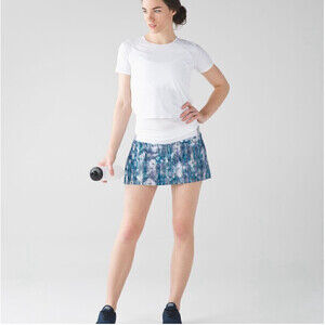 Lululemon Time To Shine Skirt tennis skirt skort
Blurry Stripe Battleship sz 10